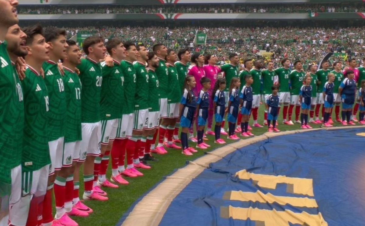 Tren Sepatu Bola Pink Piala Dunia 2026