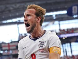 Harry Kane Samai Rekor Lineker, The Three Lions Raih Tiga Poin