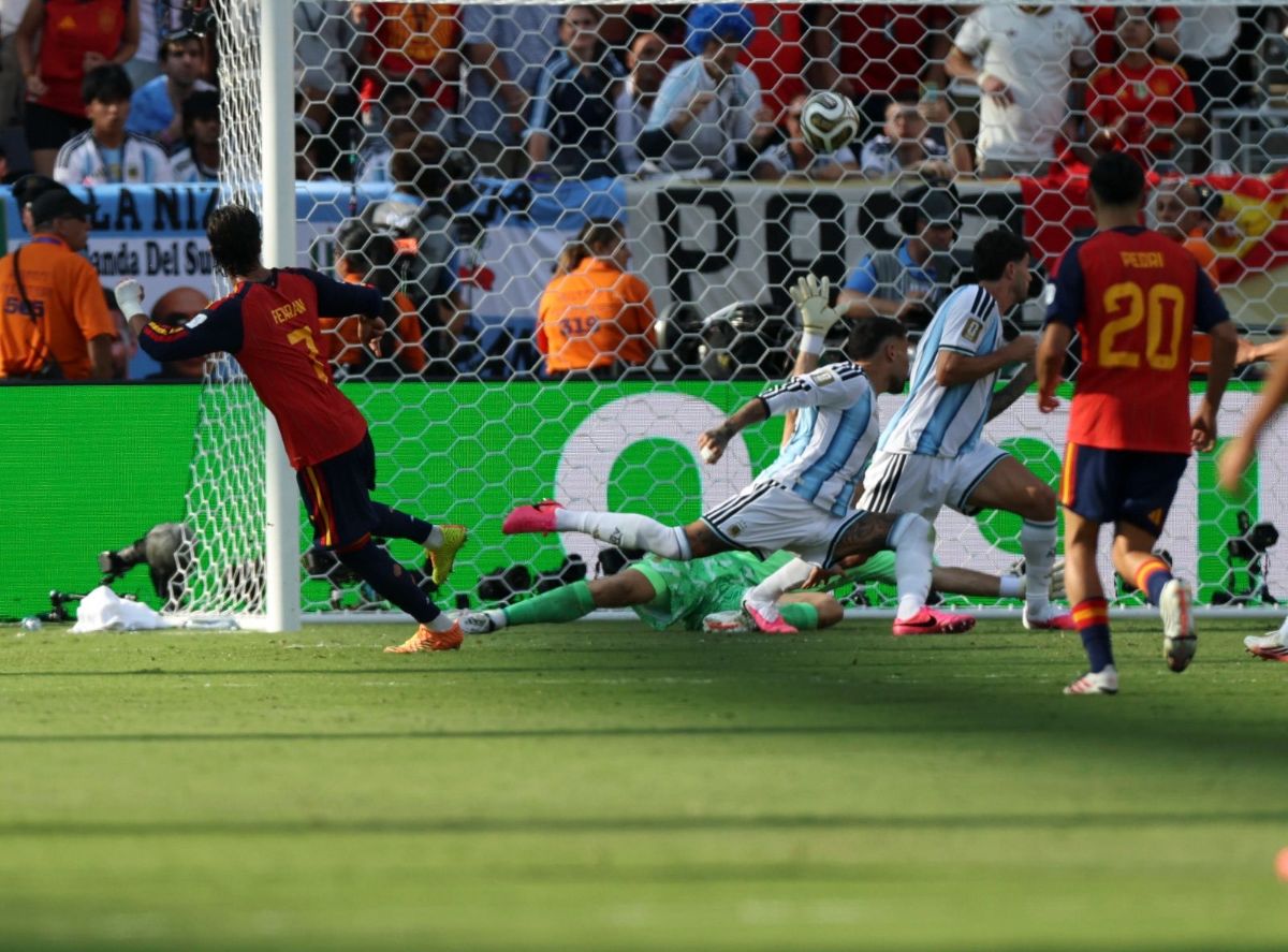 Spanyol Juara Dunia
